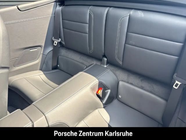 Porsche 992 Cabrio Carrera GTS