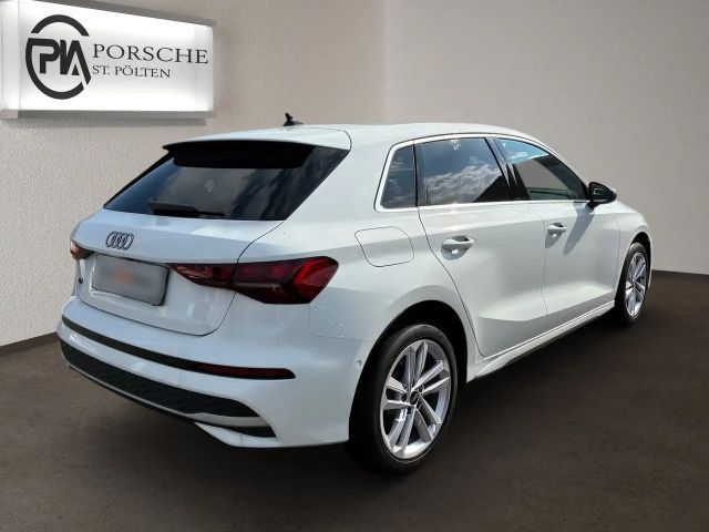 Audi A3 30 TFSI Sedan