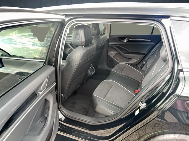 Volkswagen Passat 2.0 TDI Business DSG Variant