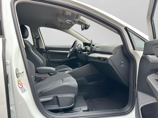 Volkswagen Golf 1.5 TSI DSG Life Variant