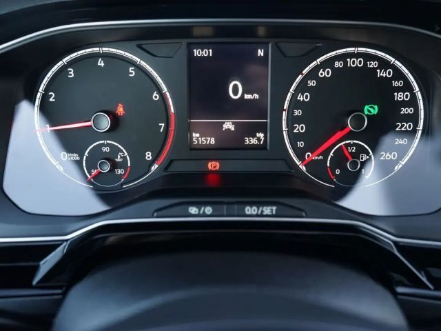 Volkswagen Polo 1.0 TSI Highline R-Line