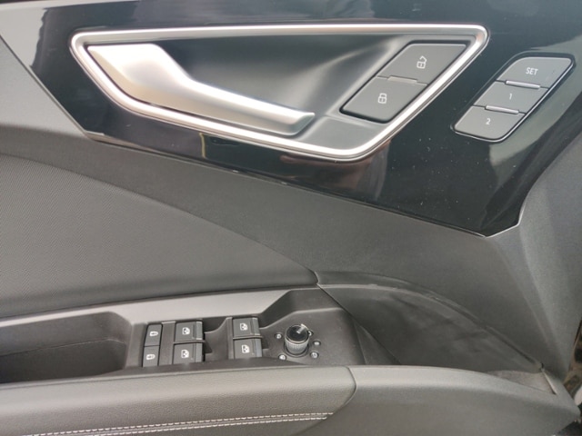 Audi Q4 e-tron SUV 45 e-tron Audi Q4 e-tron