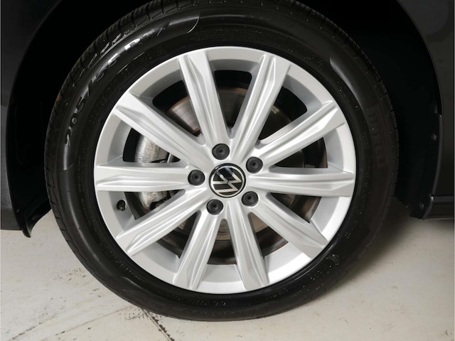 Volkswagen Touran 1.5 TSI Highline Style