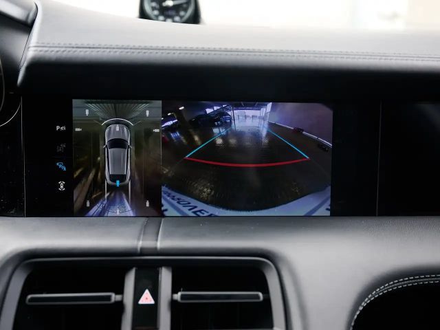 Porsche Taycan 4S Cross Turismo