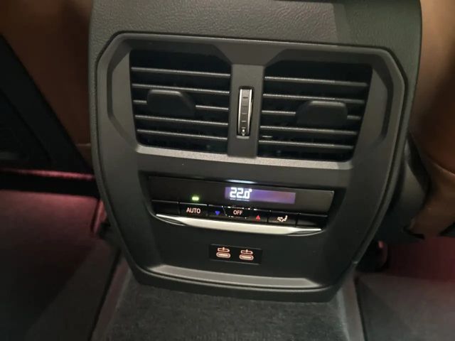 BMW 330 330d Touring xDrive