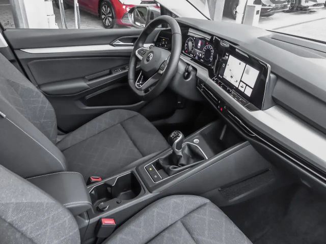 Volkswagen Golf 1.0 TSI IQ.Drive Life Variant