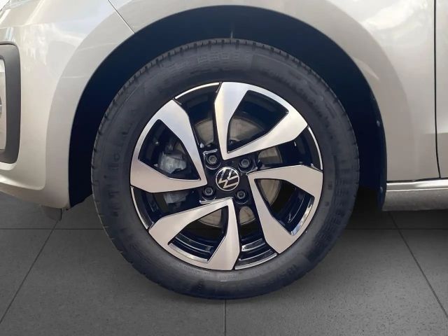 Volkswagen up! Active