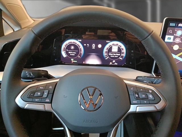 Volkswagen Golf 1.5 eTSI DSG Golf VIII