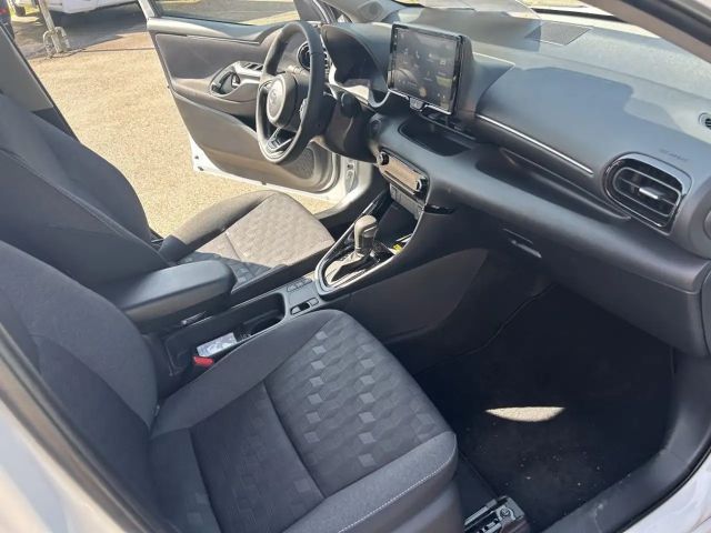 Toyota Yaris Hatchback Hybride VVT-i