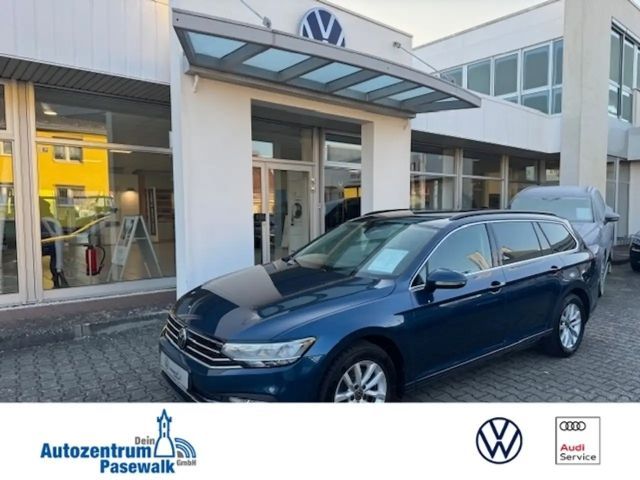 Volkswagen Passat 1.5 TSI Business DSG Variant