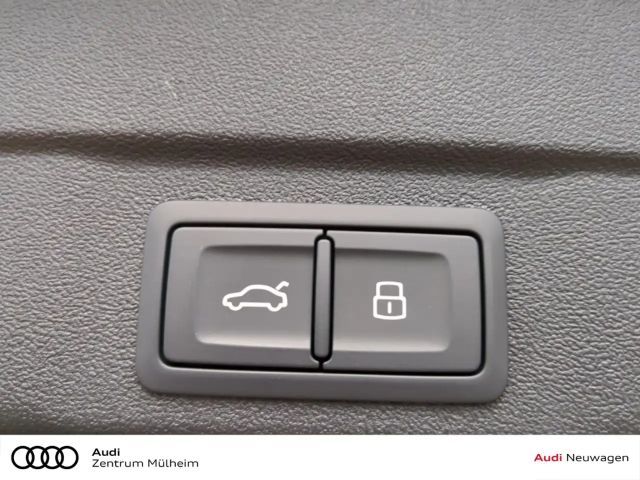 Audi A6 Avant Quattro S-Tronic