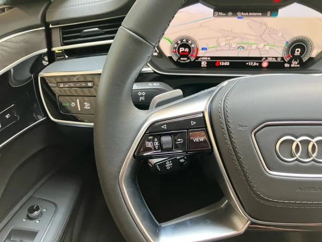 Audi A8 55 TFSI Lang Quattro