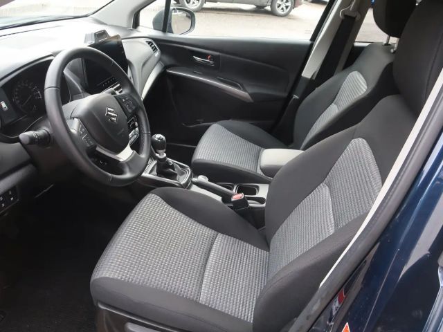 Suzuki S-Cross AllGrip Hybrid