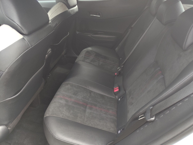 Toyota C-HR 5-deurs GR