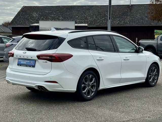 Ford Focus EcoBoost ST Line