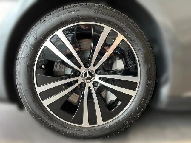 Mercedes-Benz EQE 300 Sedan