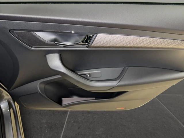 Skoda Karoq 1.5 TSI Lounge Tour