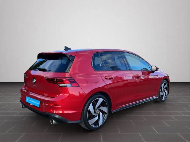 Volkswagen Golf 2.0 TSI GTI