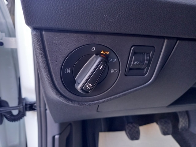 Volkswagen Polo VI Basis SHZ PDC KLIMA