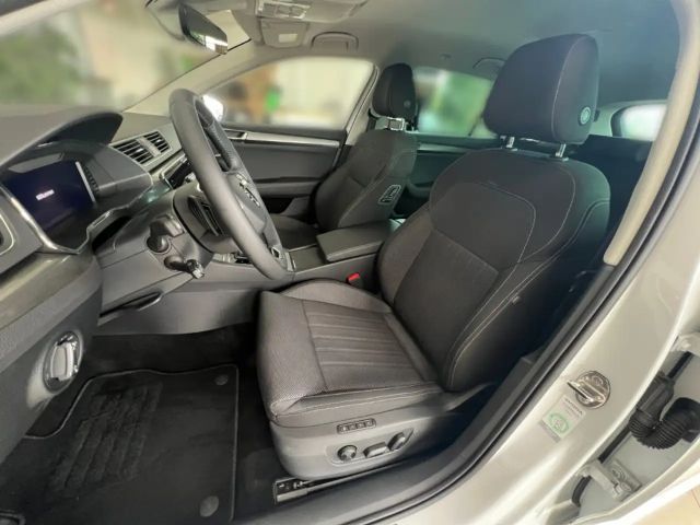 Skoda Superb 2.0 TDI Combi Style Style