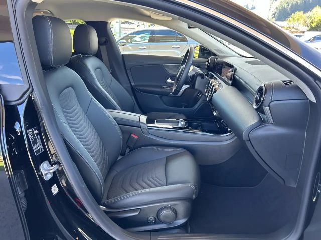 Mercedes-Benz CLA 180 Coupé