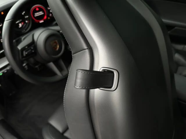 Porsche 992 4S Carrera Coupé