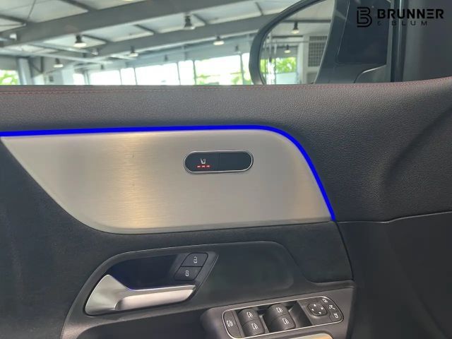 Mercedes-Benz GLA 200 AMG Line