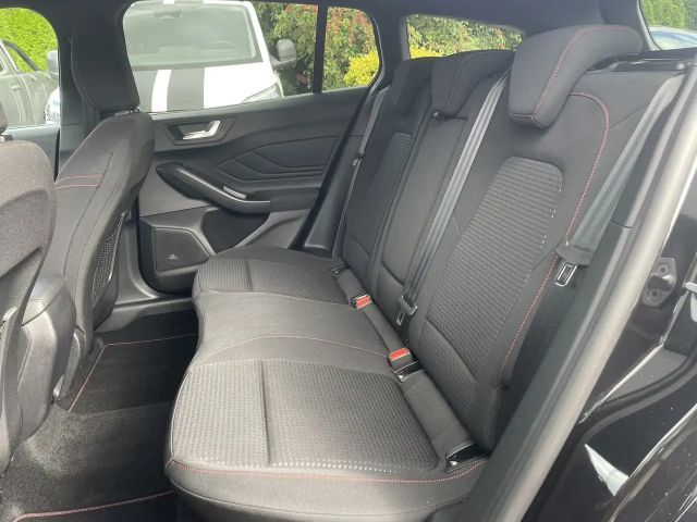 Ford Focus EcoBoost ST Line Wagon