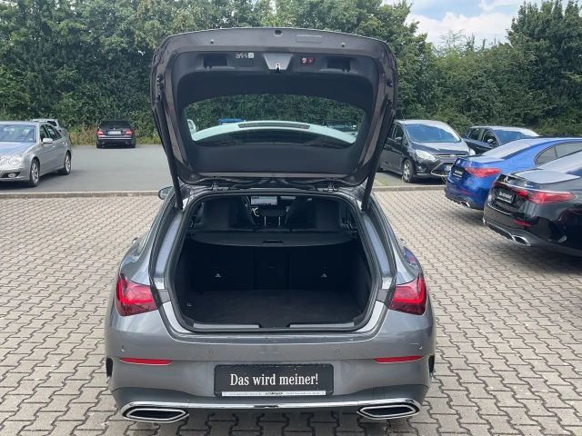 Mercedes-Benz CLA 200 AMG Line