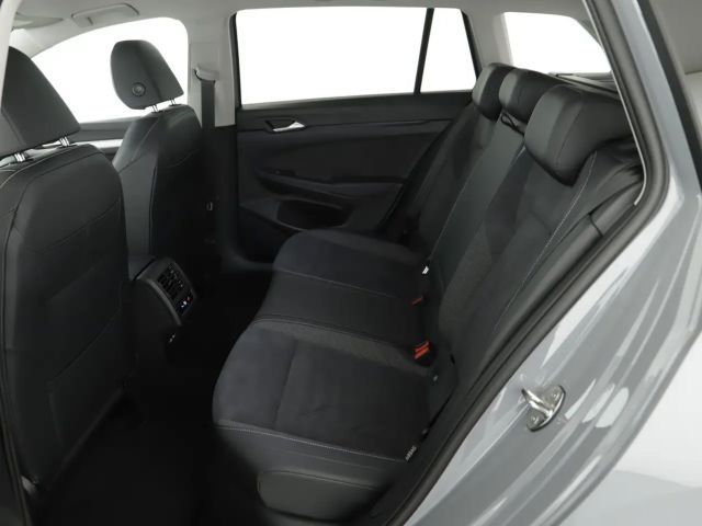 Volkswagen Golf Business DSG Variant