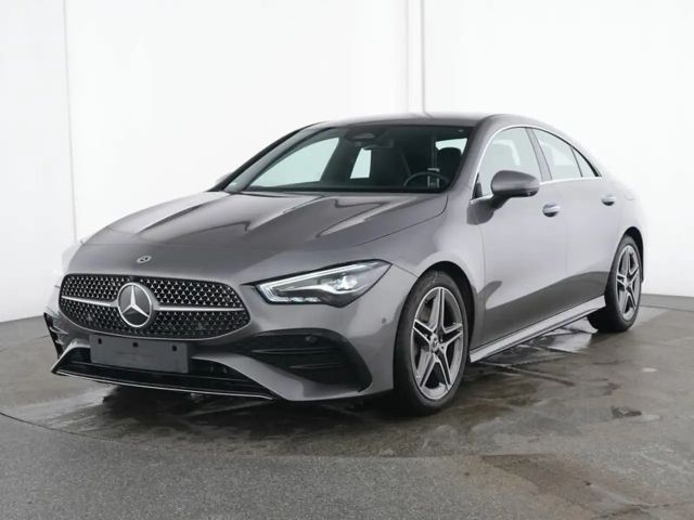 Mercedes-Benz CLA 200 AMG Line Coupé