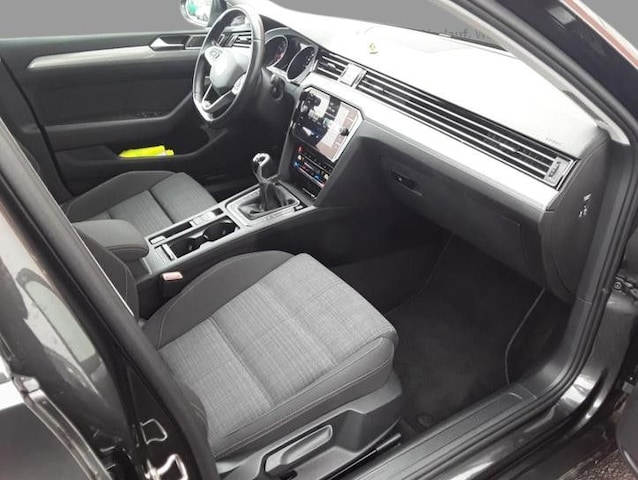 Volkswagen Passat 1.5 TSI Business Variant