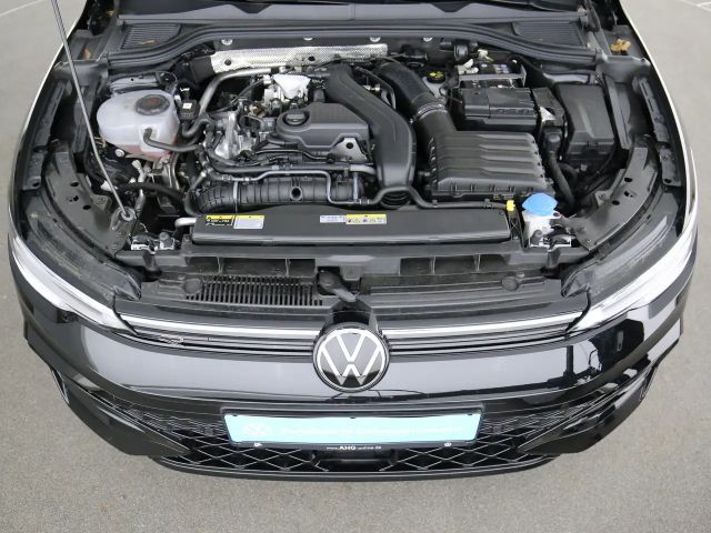 Volkswagen Golf 1.5 TSI DSG Golf VIII R-Line