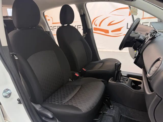 Mitsubishi Space Star Invite MIVEC Star