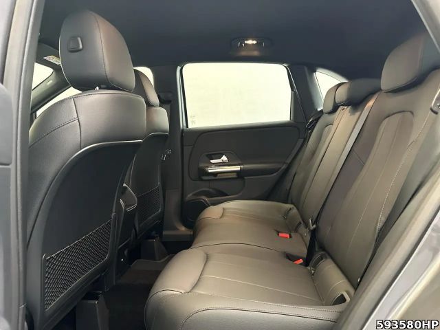 Mercedes-Benz B 180 Progressive