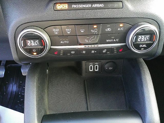 Ford Kuga Cool & Connect