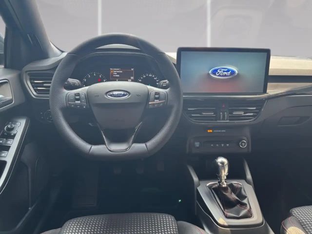 Ford Focus EcoBoost ST Line
