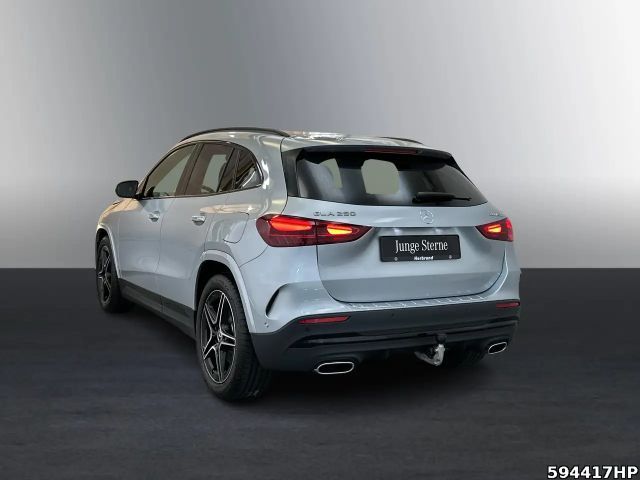 Mercedes-Benz GLA 250 4MATIC AMG Line