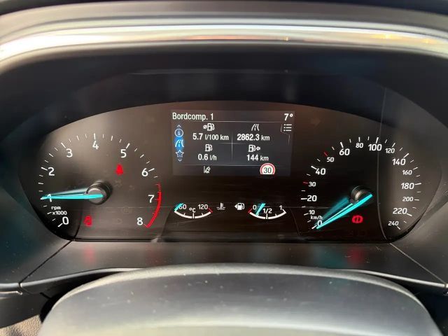 Ford Focus Titanium Wagon