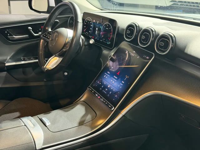 Mercedes-Benz C 200 AVANTGARDE C 200 d Sedan