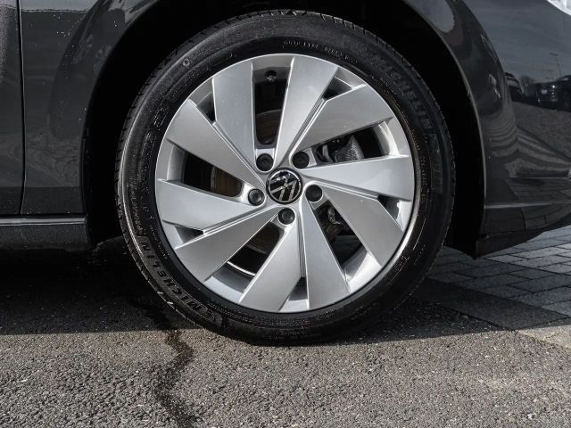 Volkswagen Golf 1.5 eTSI DSG Style