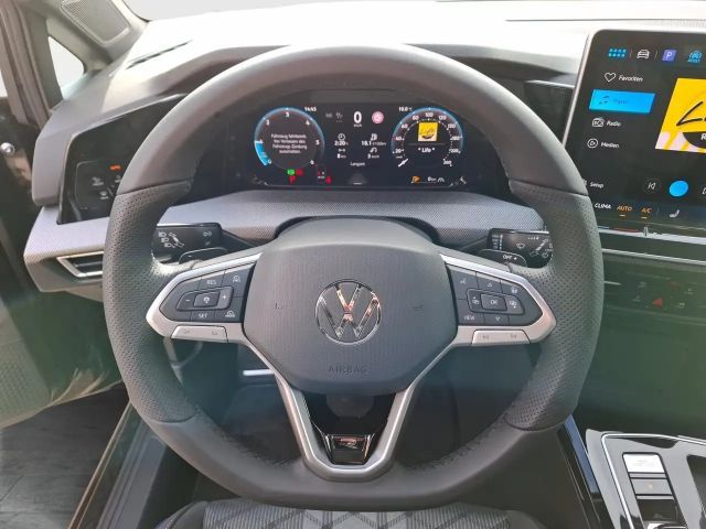 Volkswagen Golf DSG Sport Variant