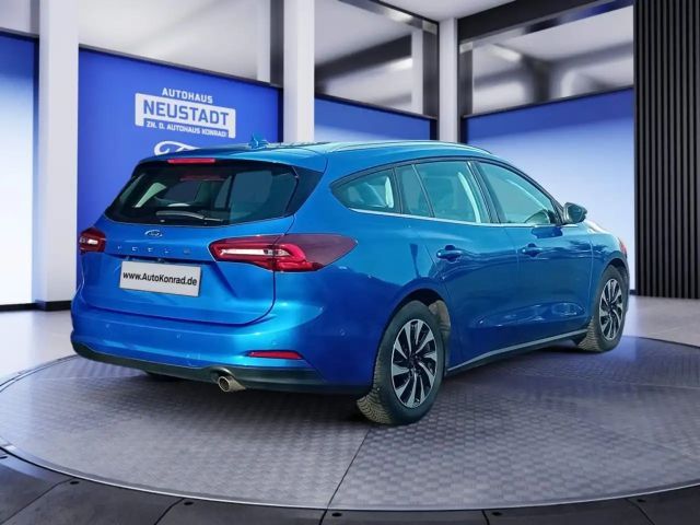 Ford Focus Titanium Wagon