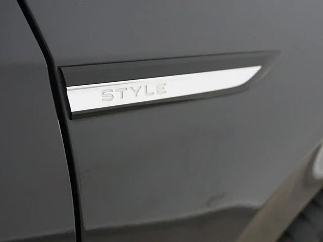 Volkswagen Golf 2.0 TDI DSG Style