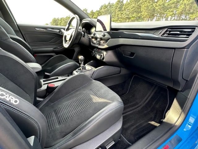 Ford Focus ST Line