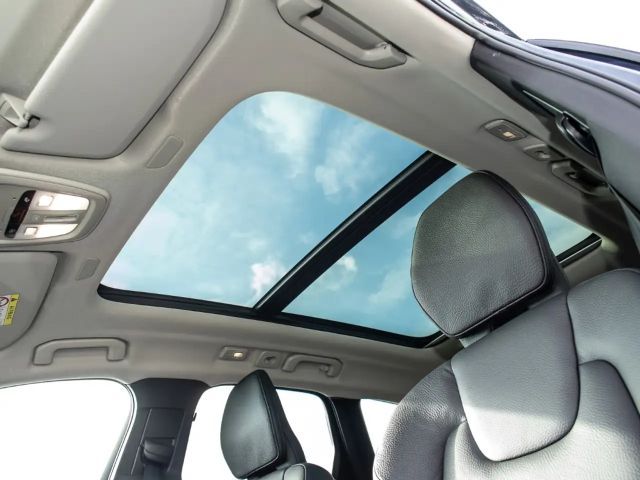 Volvo XC60 AWD Dark Ultimate