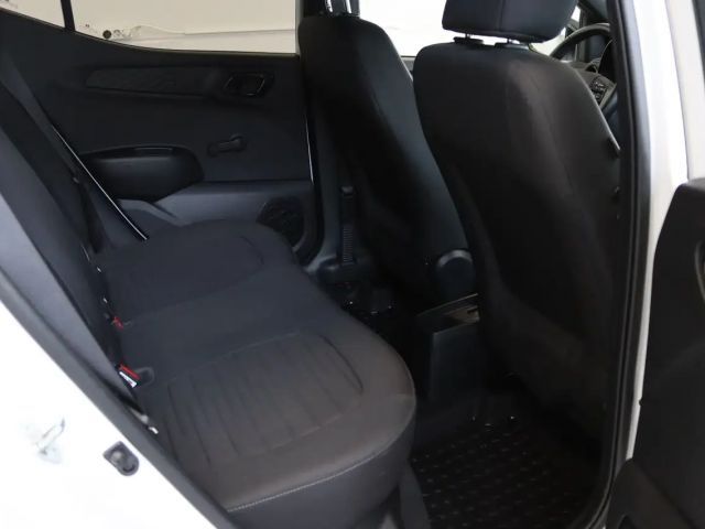 Hyundai i10 Connect