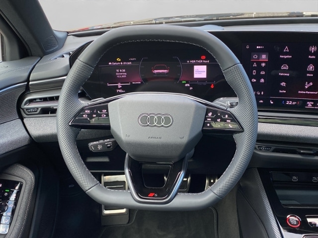 Audi A6 Avant Quattro S-Tronic