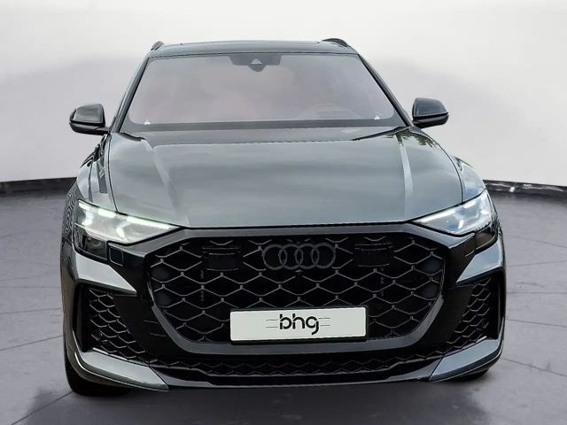 Audi RS Q8 SUV tiptronic