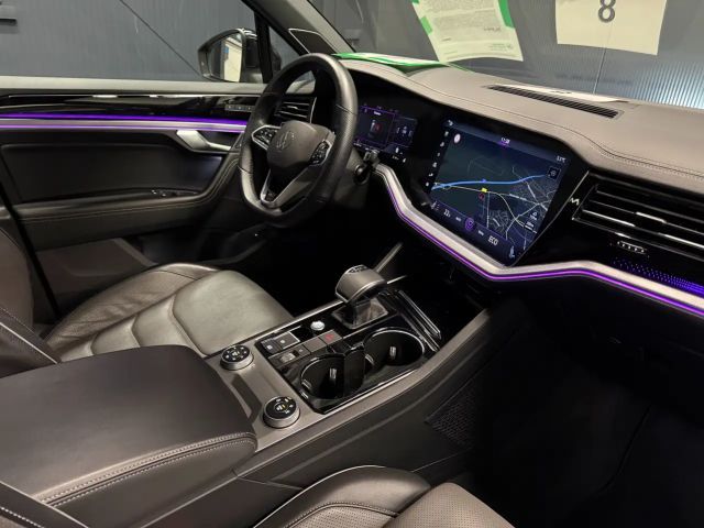 Volkswagen Touareg R-Line Style